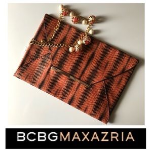 *BCBG MAX AZRIA Envelope Animal Print Embossed Clutch